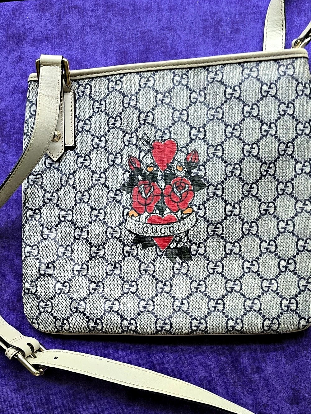 Gucci GG Supreme Tattoo Heart Flat Messenger Bag Crossbody Bag Blue &